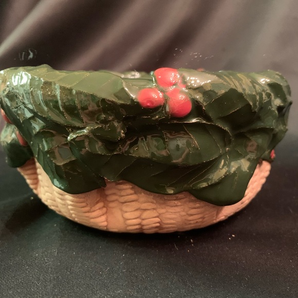 MERRY! - Vintage Charlestowne Pottery Bowl, Green Christmas Holly, Hand made - Picture 2 of 8